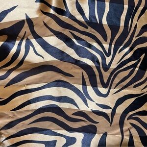 Animal print silky feel neck scarf